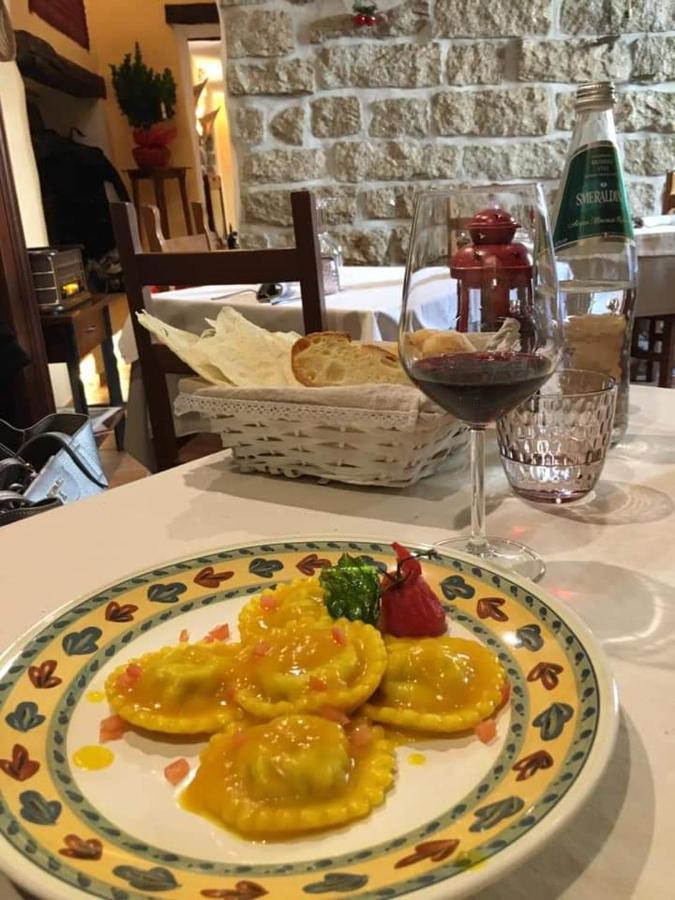 Al Vecchio Corso B&B Tempio Pausania Exteriör bild